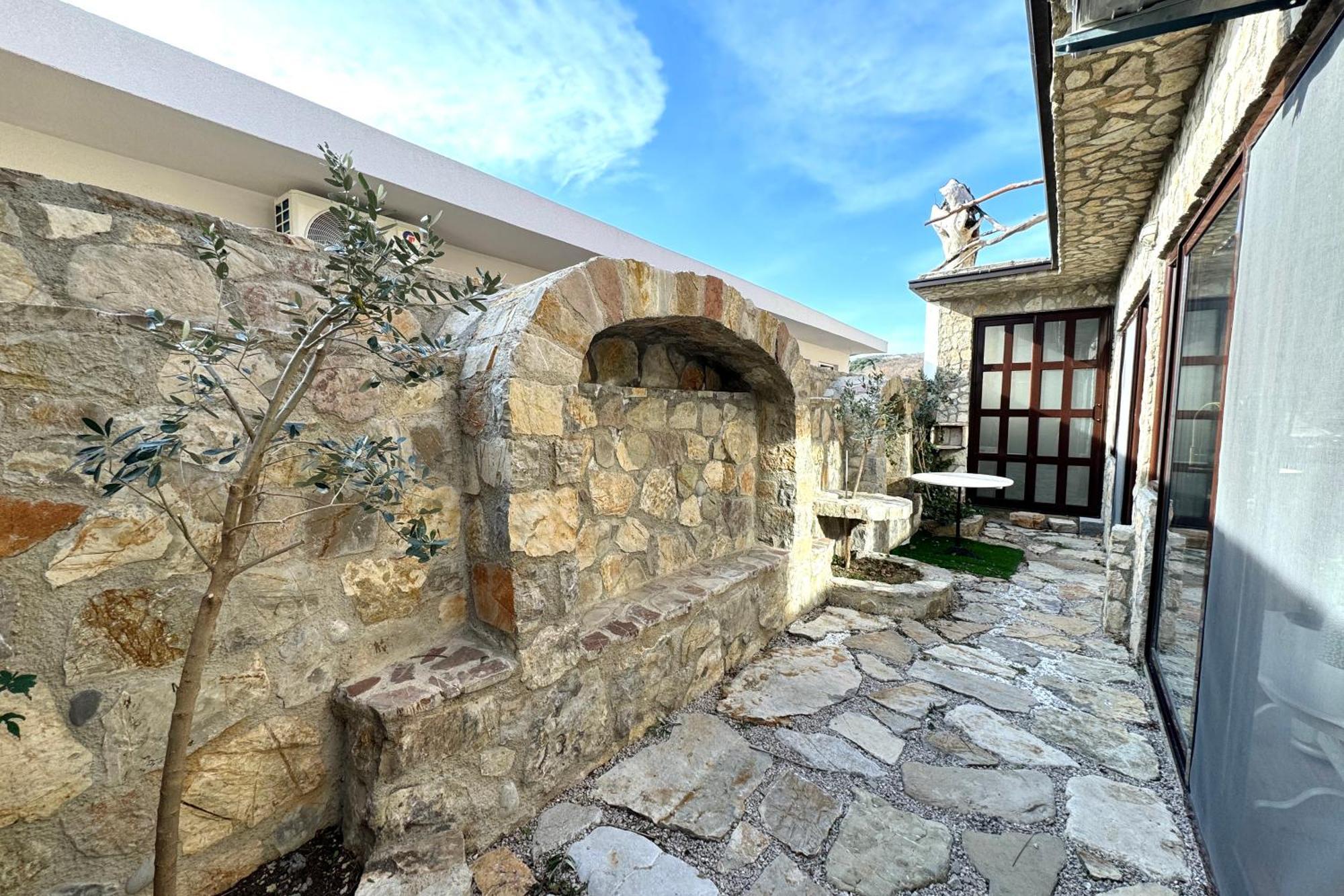 Mahakala Center Guest house Petrovac
